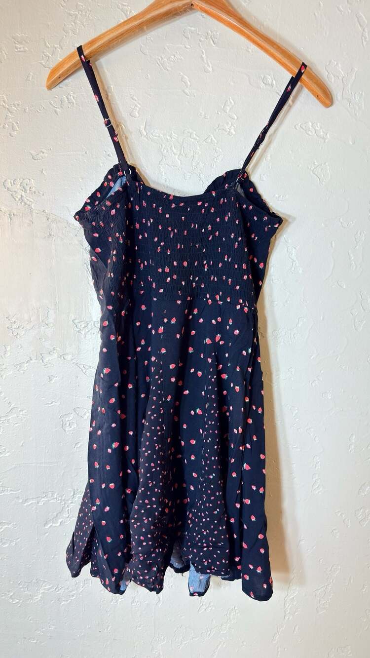Wild Fable Black Strawberry Print Smocked Mini Dress Size M - Picture 5 of 7